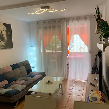 Vista De Torre Apartman *